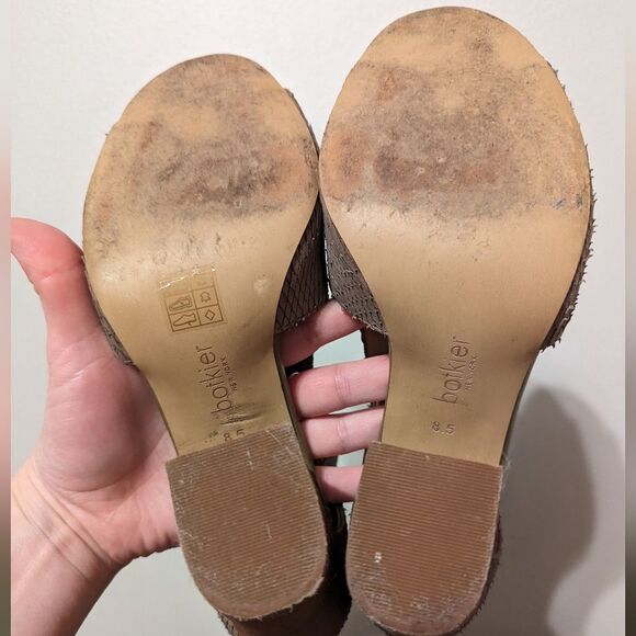 Botkier Leather Maddy Peep Toe Bootie Heels in Light Olive Green 8.5 - Picture 7 of 11